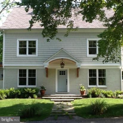 Exterior (Front)