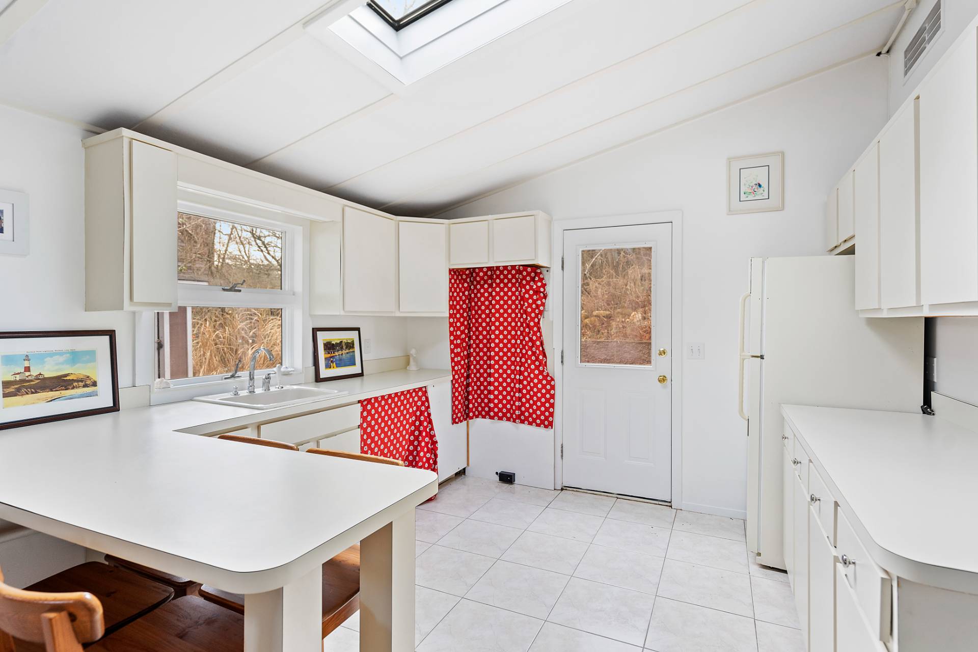 5 South Dorset Drive Montauk, NY 11954 - Photo 14 of 20 a room with furniture and air hockey table