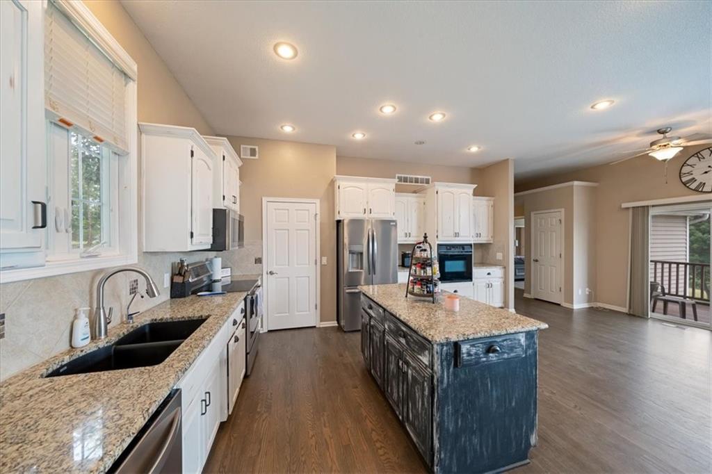 17715 Elm Grove Road Platte City, MO 64079 - Photo 18 of 47