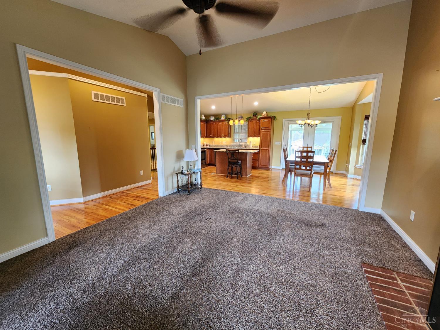 5984 West Fork Road Cincinnati, OH 45247 - Photo 9 of 31 Gallery Image 9