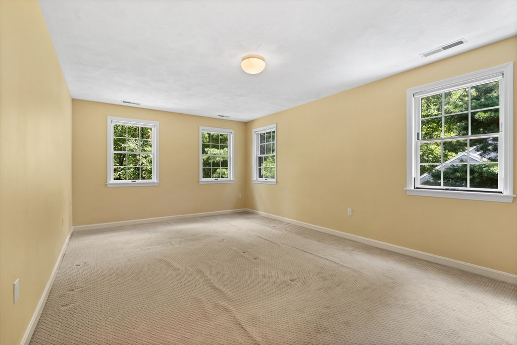 61 Spruce Road North Reading, MA 01864 - Photo 16 of 42 Gallery Image 16