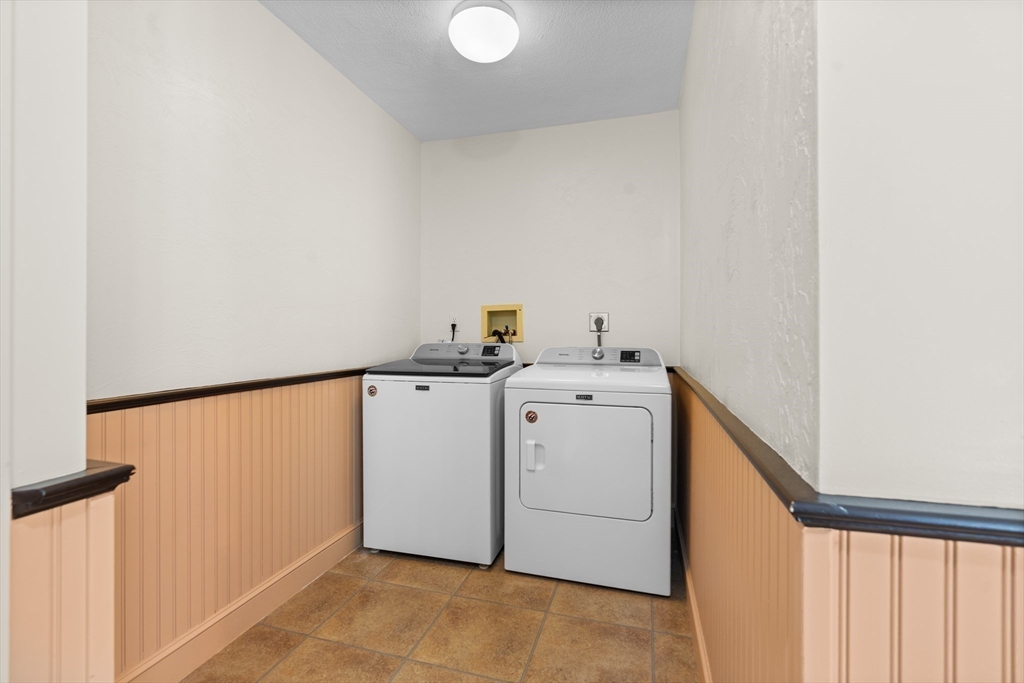 61 Spruce Road North Reading, MA 01864 - Photo 30 of 42 Gallery Image 30