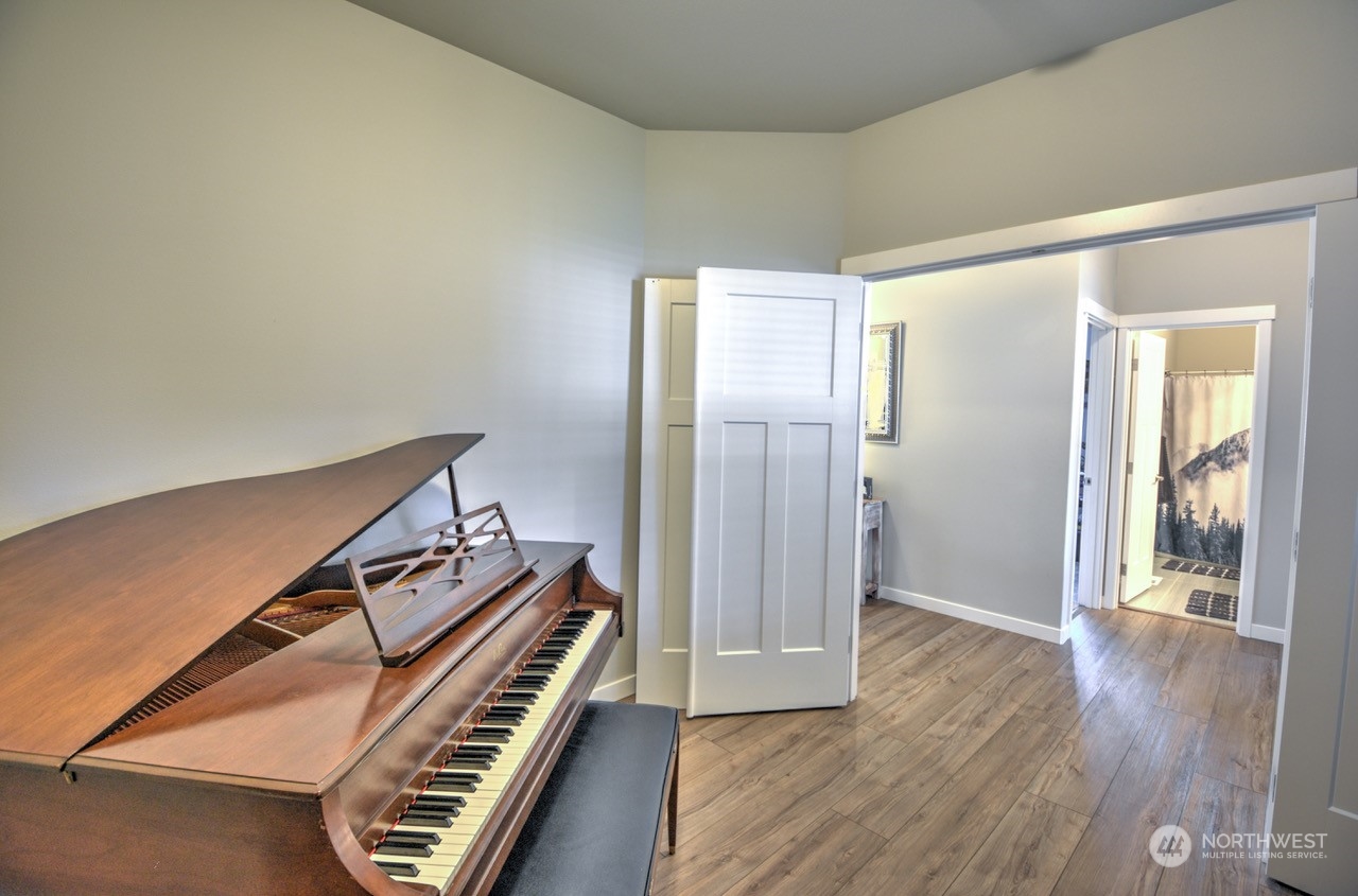 701 Tipsoo Loop North Rainier, WA 98576 - Photo 27 of 40 Gallery Image 27