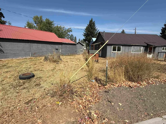 $325,000 | 711 East Lake Street, Medical Lake, WA 99022