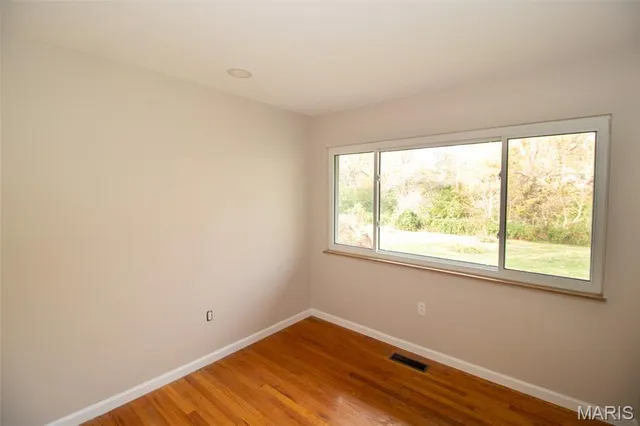 $180,000 | 2385 Palomino Lane, Florissant, MO 63033