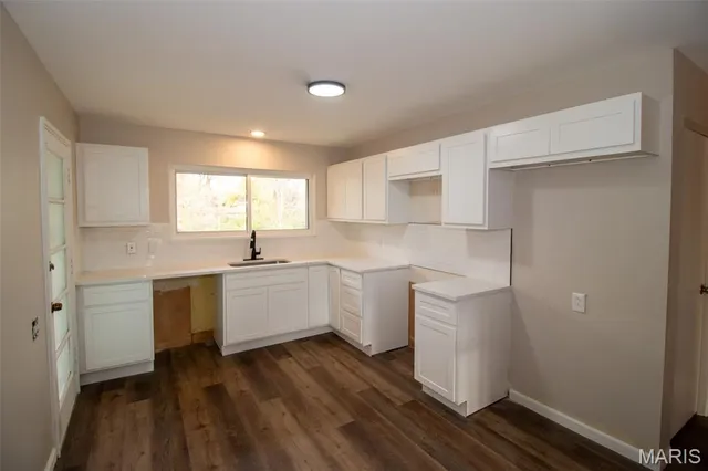 $180,000 | 2385 Palomino Lane, Florissant, MO 63033