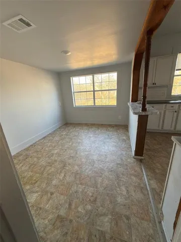 $1,400 | 508 Allen Avenue, Bonham, TX 75418