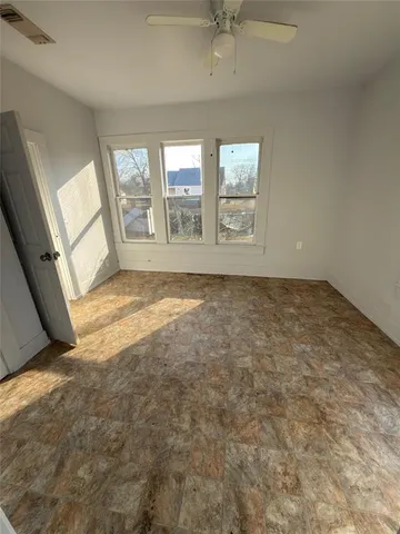 $1,400 | 508 Allen Avenue, Bonham, TX 75418