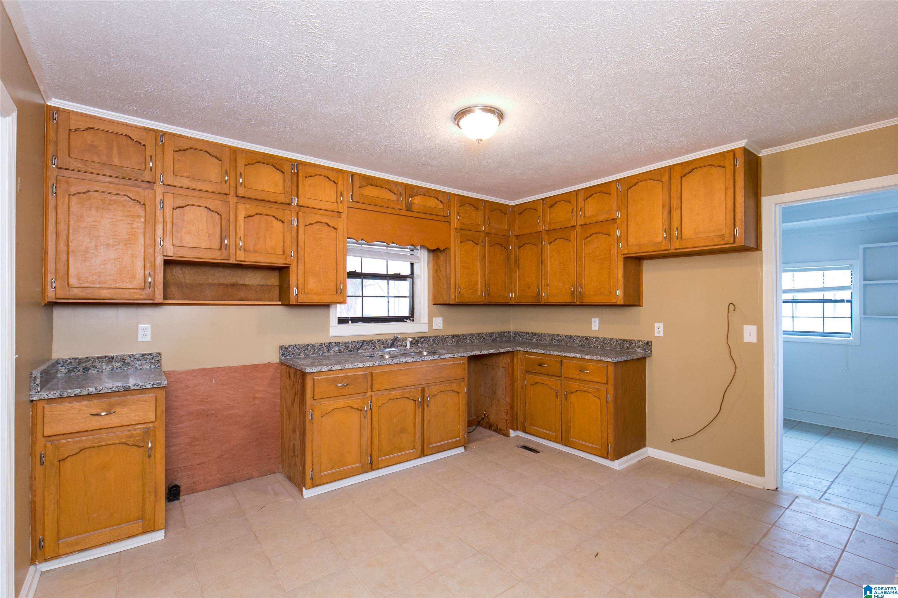 2670 Mooney Road Columbiana, AL 35051 - Photo 9 of 26