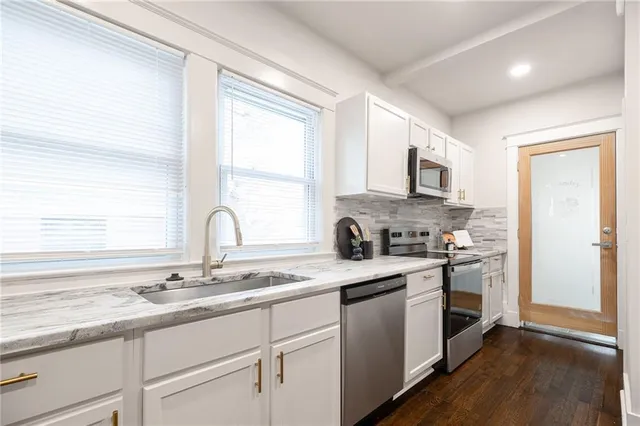 $399,900 | 1319 East 28th Street, Kansas City, MO 64109