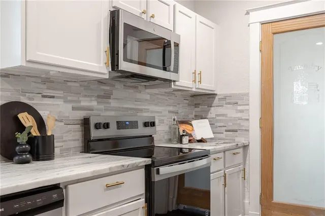 $399,900 | 1319 East 28th Street, Kansas City, MO 64109