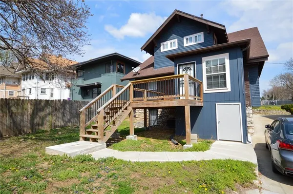 $389,900 | 1319 East 28th Street, Kansas City, MO 64109