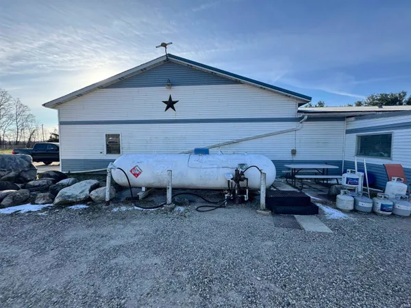 $1,700,000 | 7811 Redwood Road, Plymouth, IN 46563