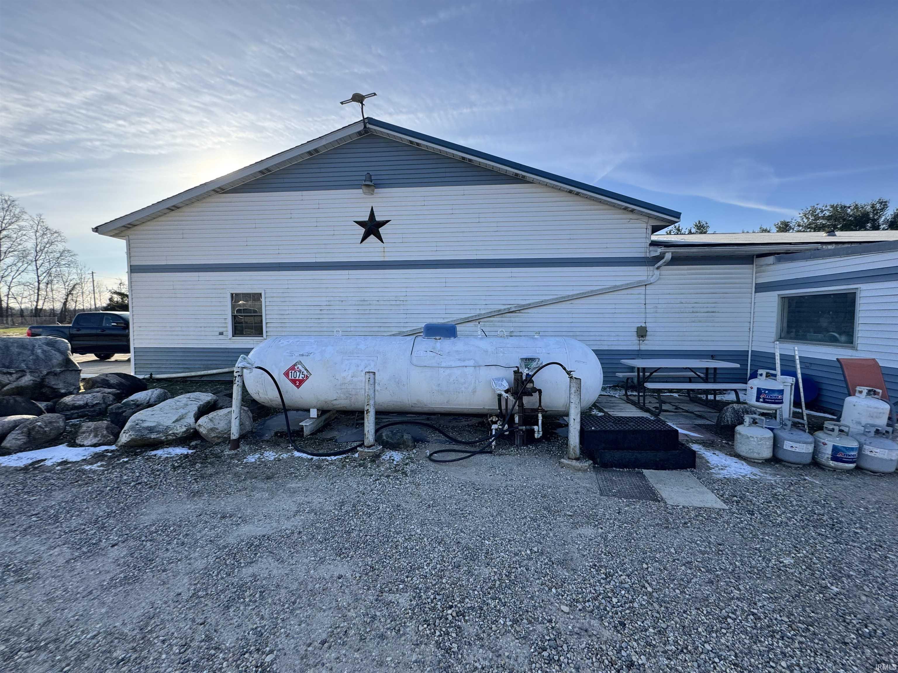 7811 Redwood Road Plymouth, IN 46563 - Photo 12 of 20