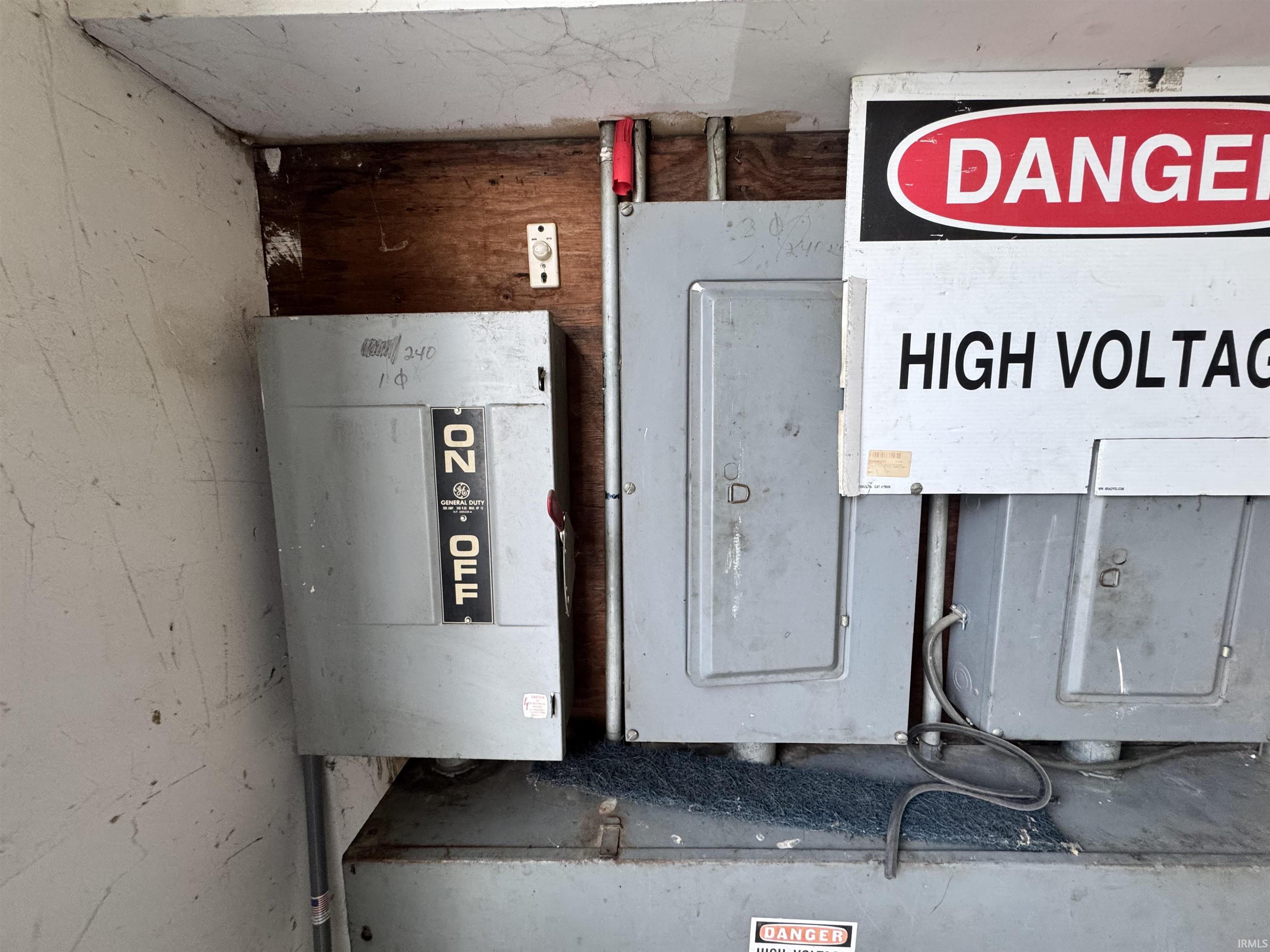 7811 Redwood Road Plymouth, IN 46563 - Photo 19 of 20