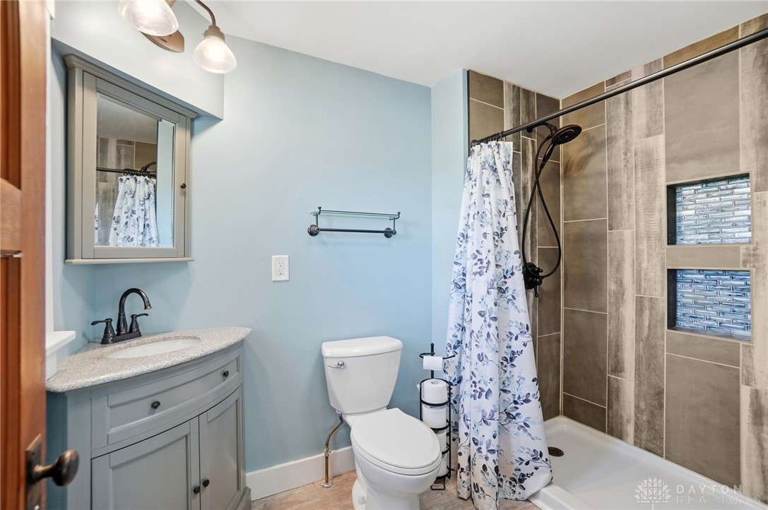 2255 Ginghamsburg-Frederick Road Tipp City, OH 45371 - Photo 22 of 47