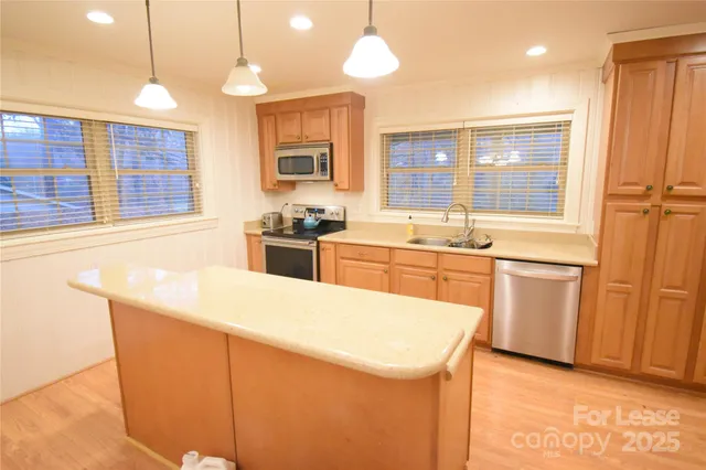 $2,295 | 640 Miramar Street Northeast, Concord, NC 28025