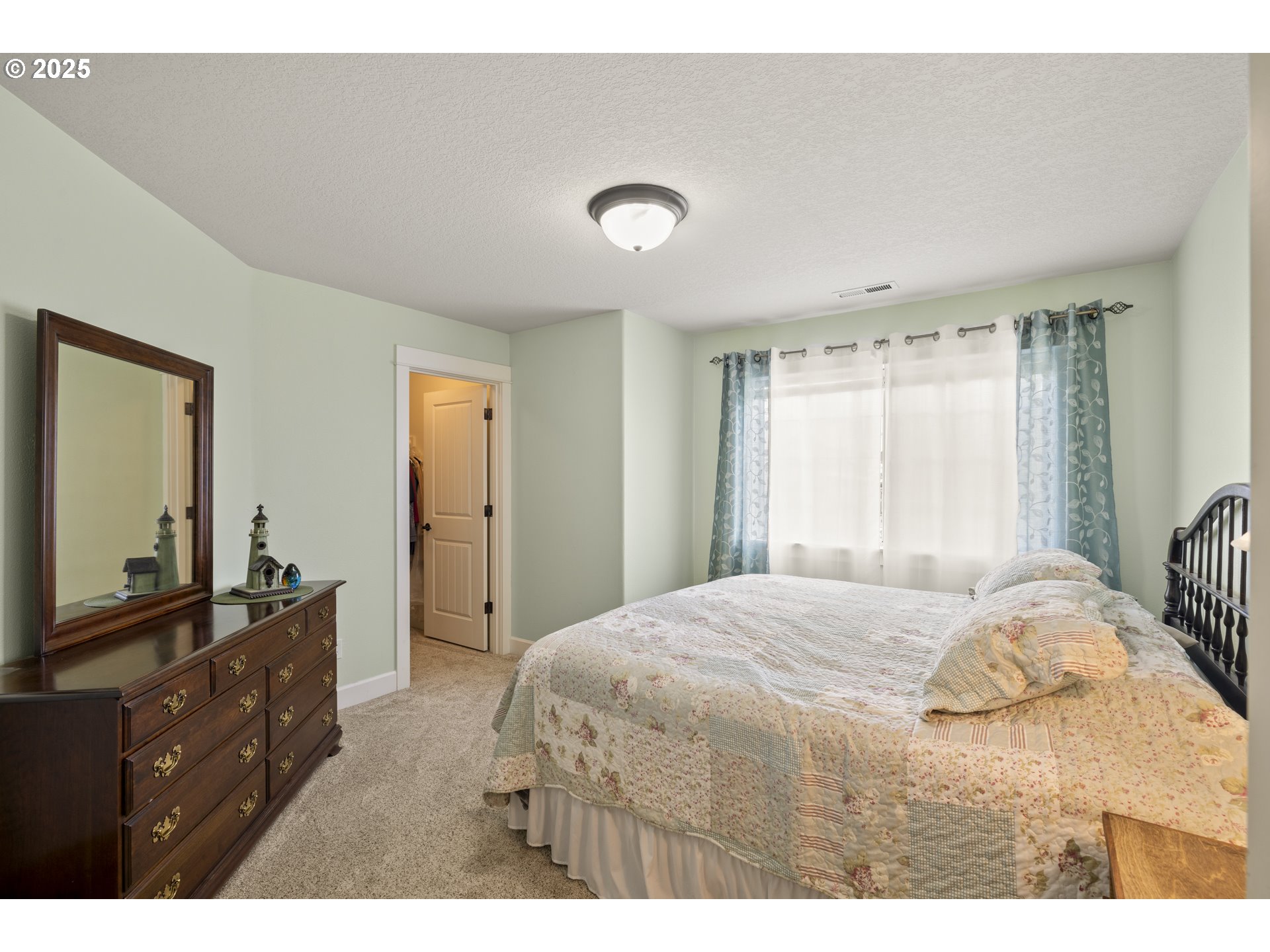 623 Southwest 5th Street Dundee, OR 97115 - Photo 25 of 45 Gallery Image 25