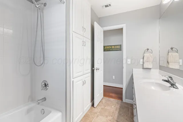 $290,000 | 110 Fairview Street, Borger, TX 79007