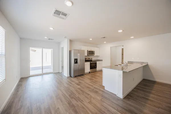 $1,695 | 1458 East Peggy Drive, Casa Grande, AZ 85122