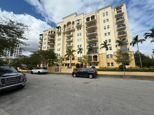 $850,000 | 101 Sidonia Avenue, Unit 301, Coral Gables, FL 33134