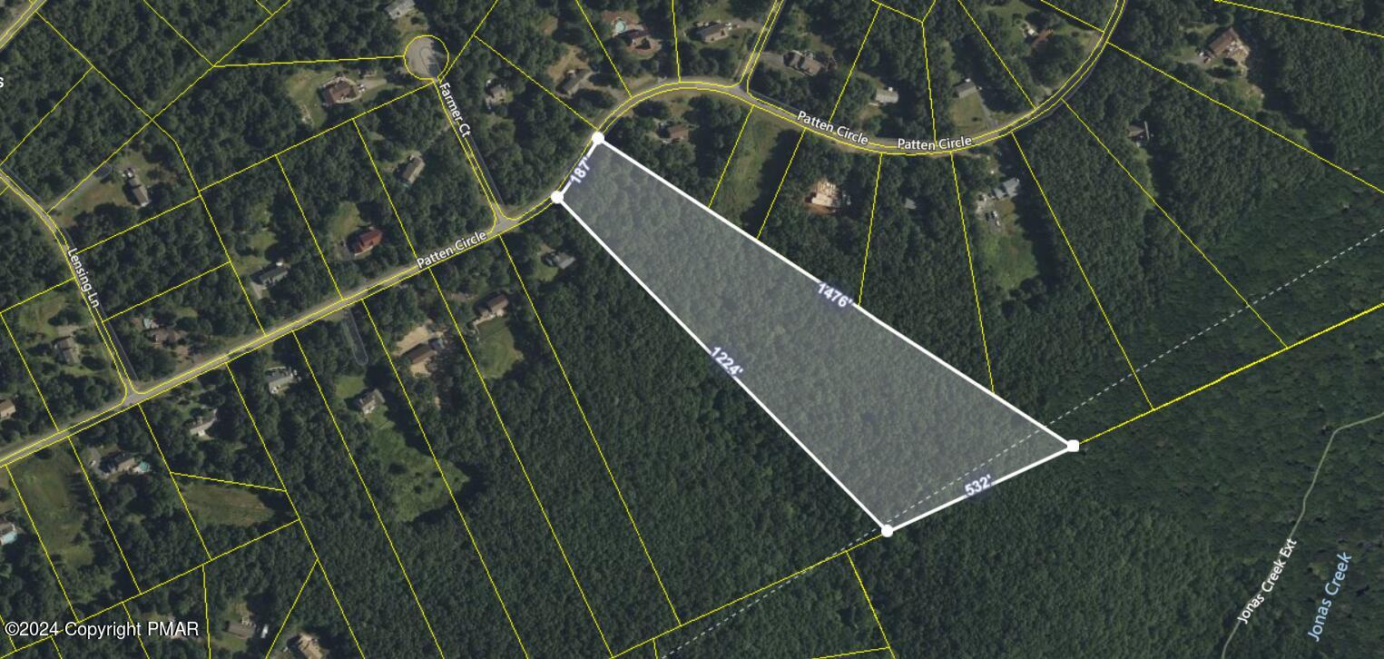 Patten Circle Albrightsville, PA 18210 - Photo 2 of 2 a view of entryway