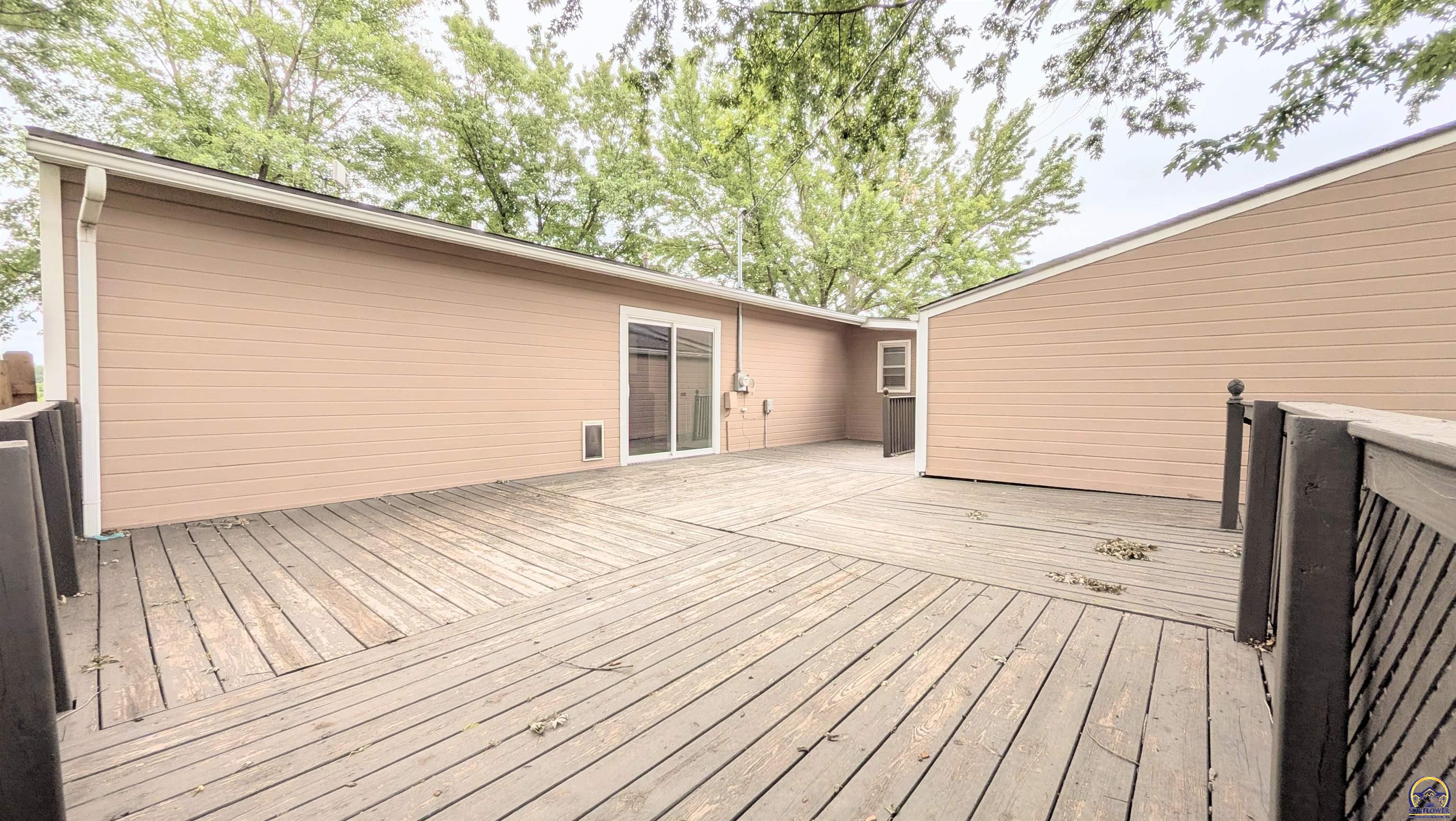 13765 South Morrill Road Carbondale, KS 66414 - Photo 37 of 46
