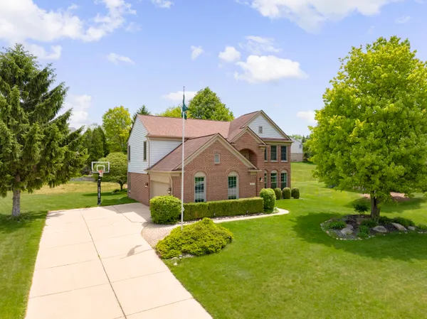 $625,000 | 4923 Lexington Court, Rochester, MI 48306