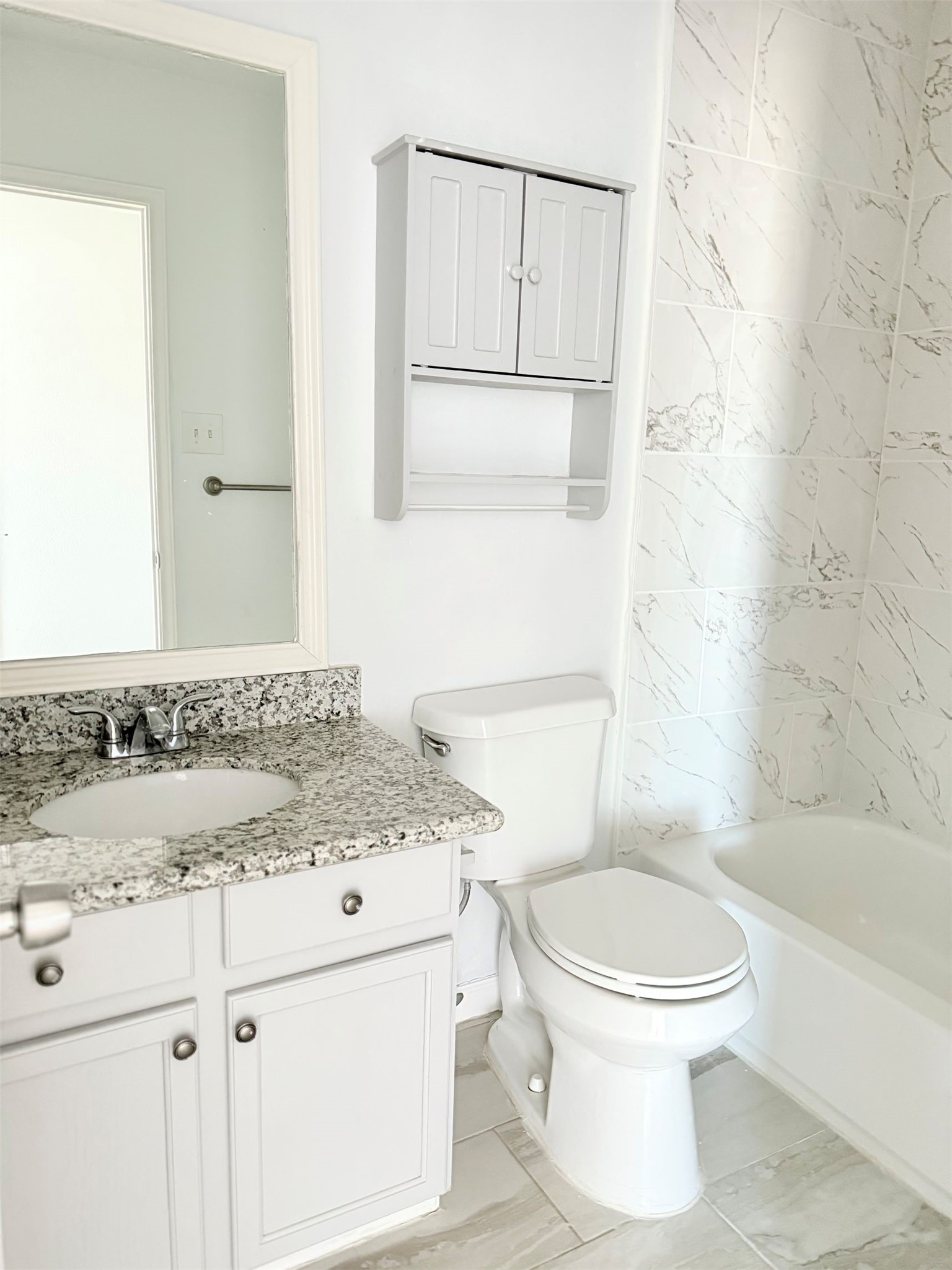 6810 Strathmore Pl Court Katy, TX 77449 - Photo 10 of 14 2nd Bathroom