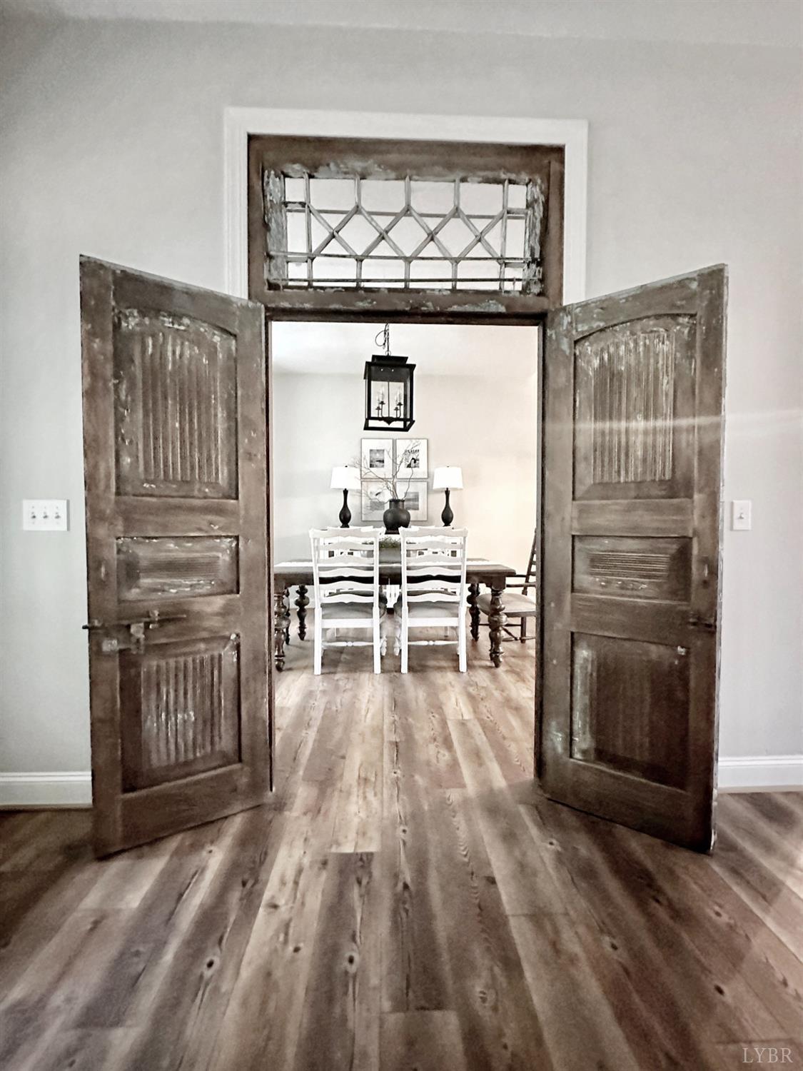 4969 Otterville Road Goode, VA 24556 - Photo 45 of 69 a living room with furniture