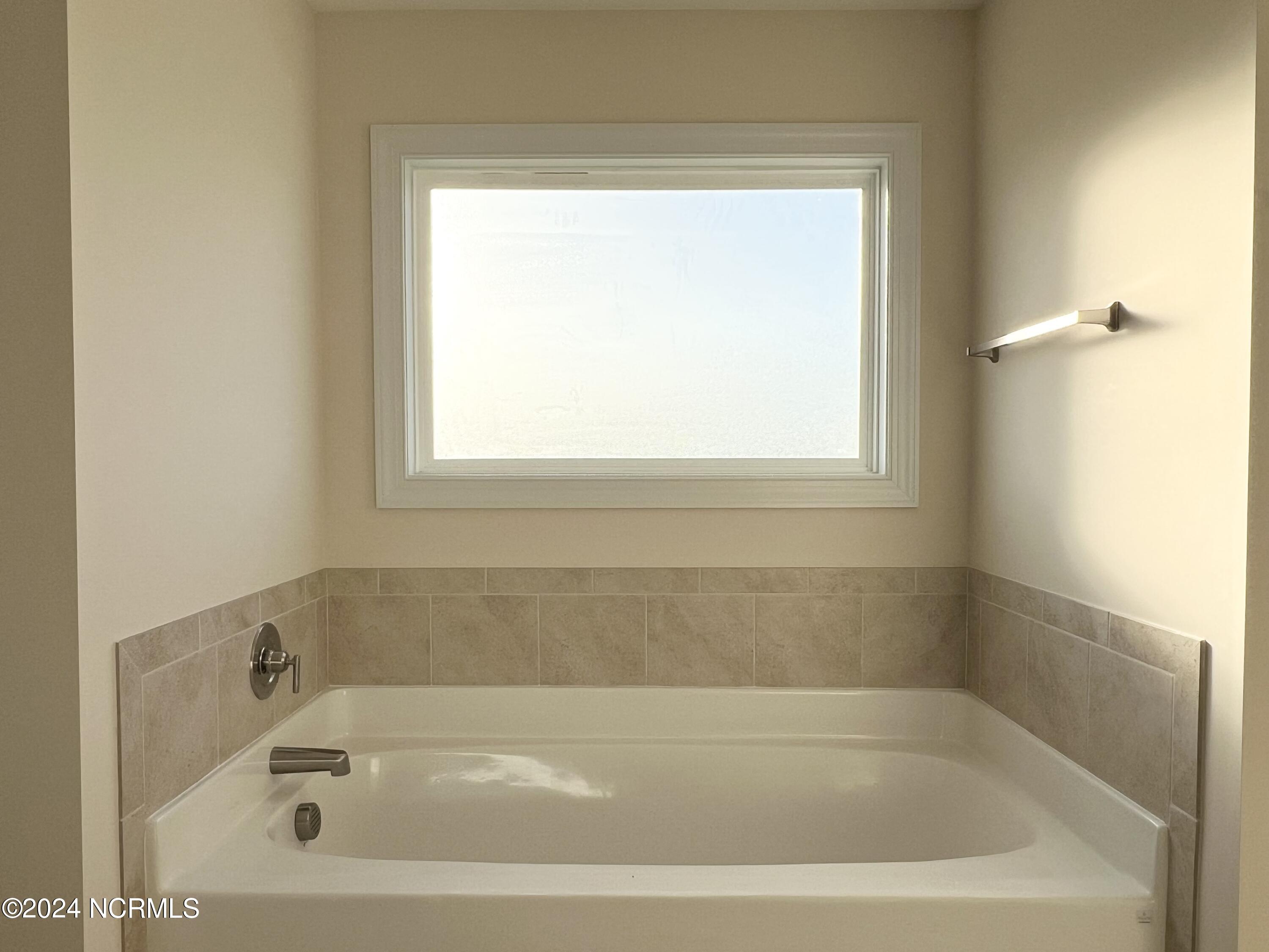 3000 Sharpnose Street New Bern, NC 28562 - Photo 18 of 51 IMG_6666