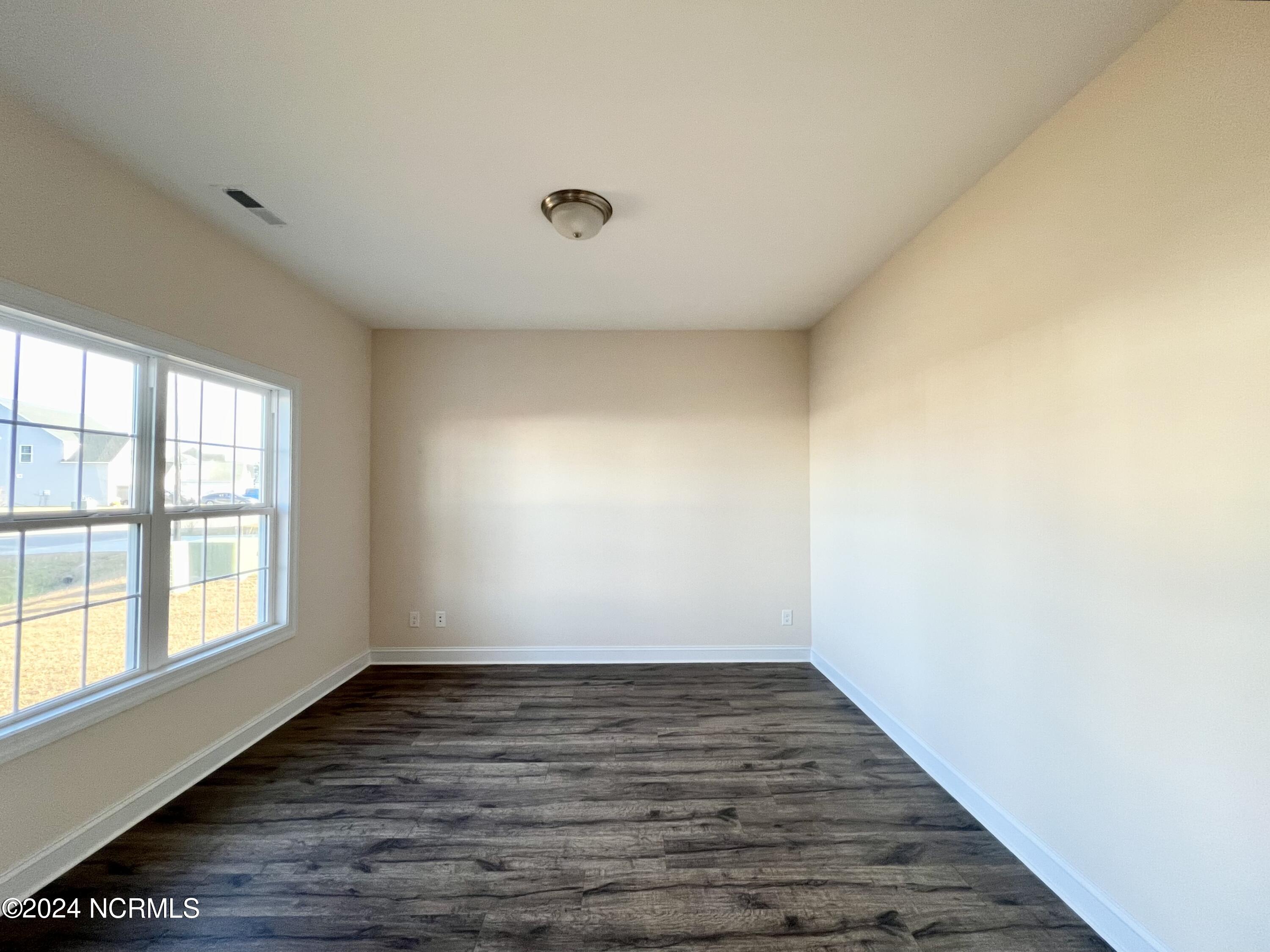 3000 Sharpnose Street New Bern, NC 28562 - Photo 2 of 51 IMG_6645