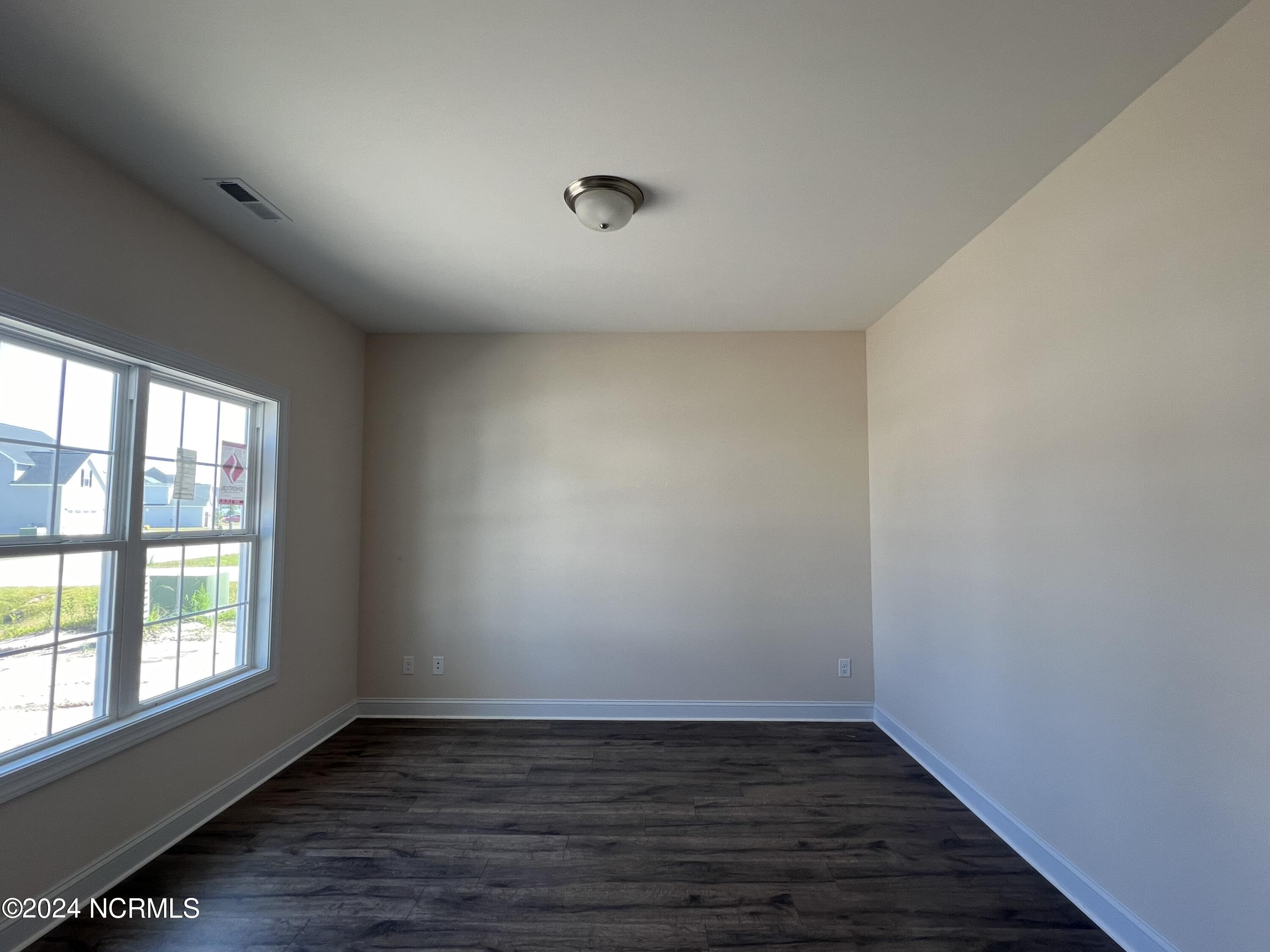 3000 Sharpnose Street New Bern, NC 28562 - Photo 27 of 51 IMG_6233