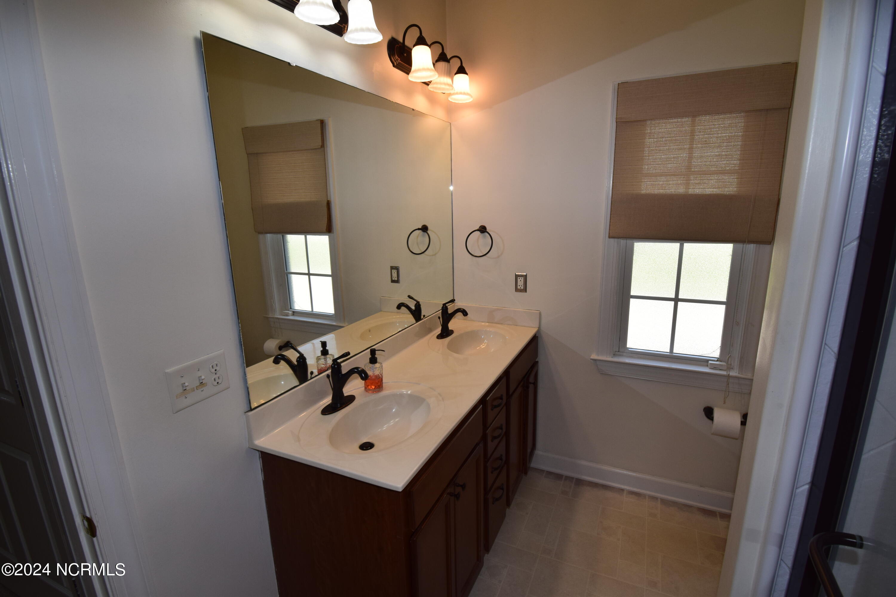 1375 Blue Creek Road Jacksonville, NC 28540 - Photo 23 of 49 DSC_0288