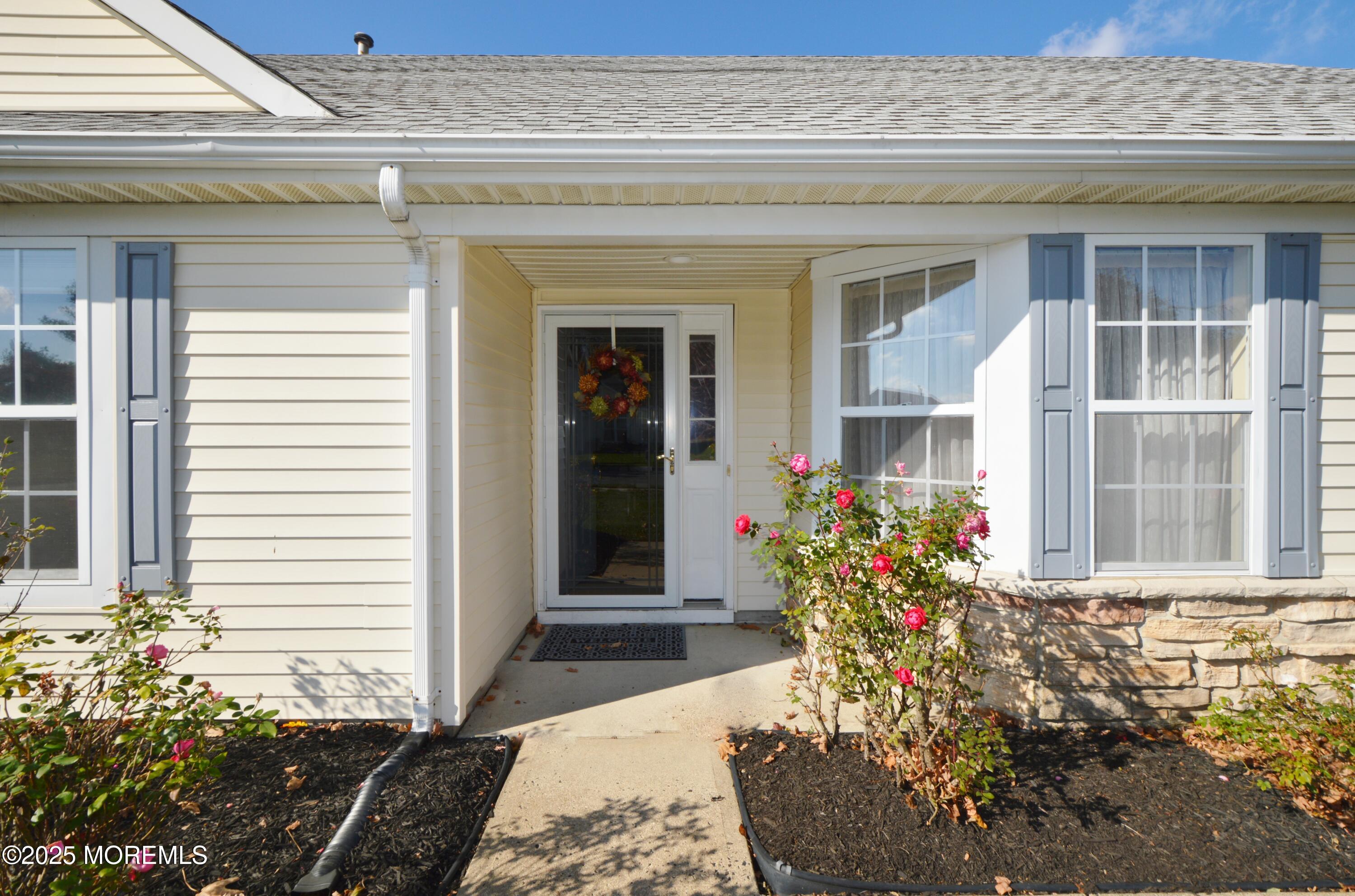 2382 Braddock Road Toms River, NJ 08755 - Photo 4 of 56 a front view of a house