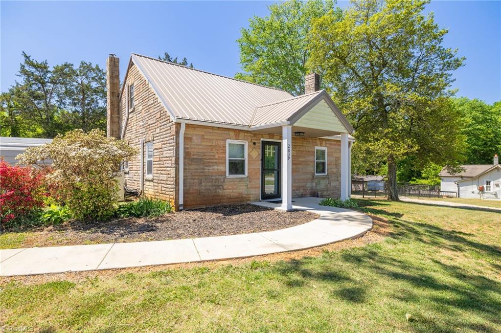 2039 Scalesville Road Summerfield, NC 27358 - Photo 8 of 50