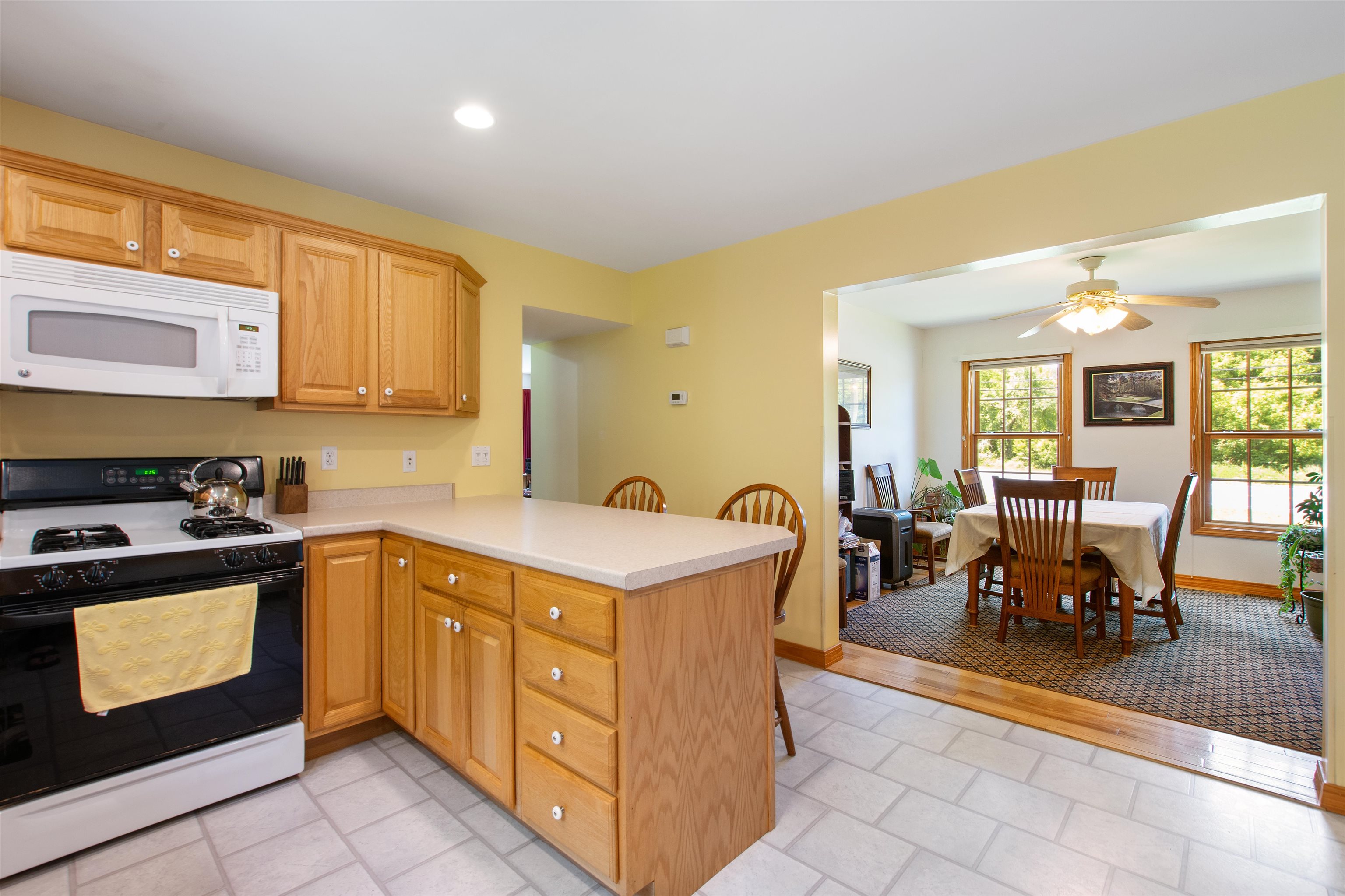 2006 Hutchins Street Berlin, NH 03570 - Photo 22 of 55