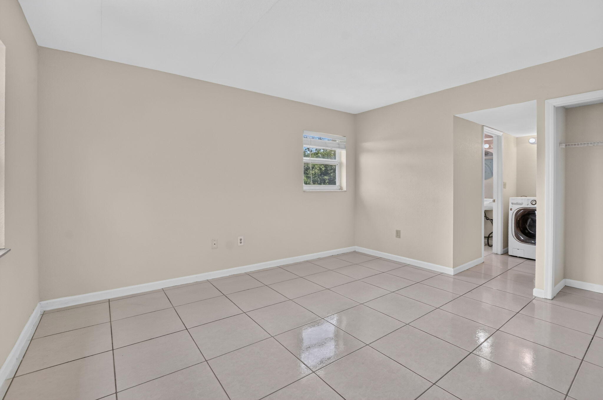 9826 Marina Boulevard, Unit 1029 Boca Raton, FL 33428 - Photo 21 of 34 Primary Bed