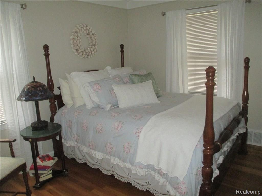 9605 Merriman Road Livonia, MI 48150 - Photo 14 of 27 Bedroom
