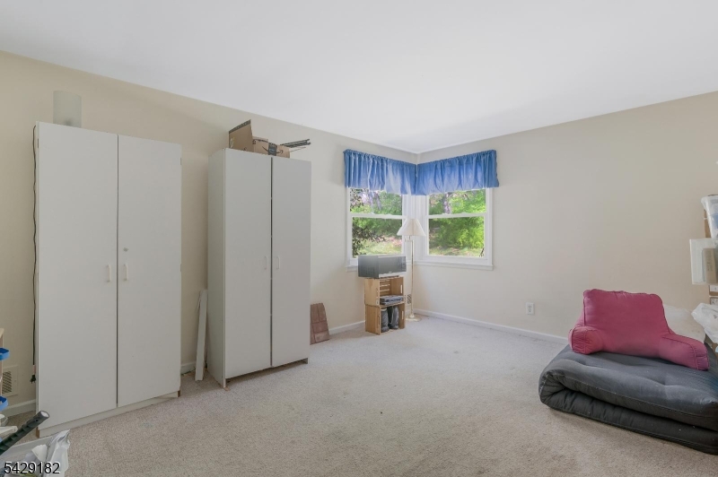 104 Redmont Road Watchung, NJ 07069 - Photo 11 of 16