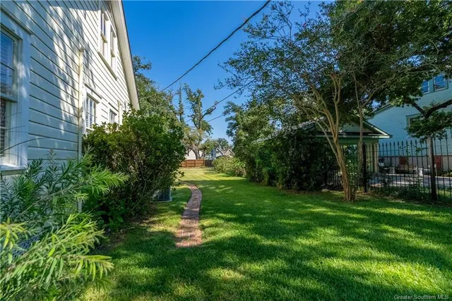 $320,000 | 515 Moss Street, Lake Charles, LA 70601