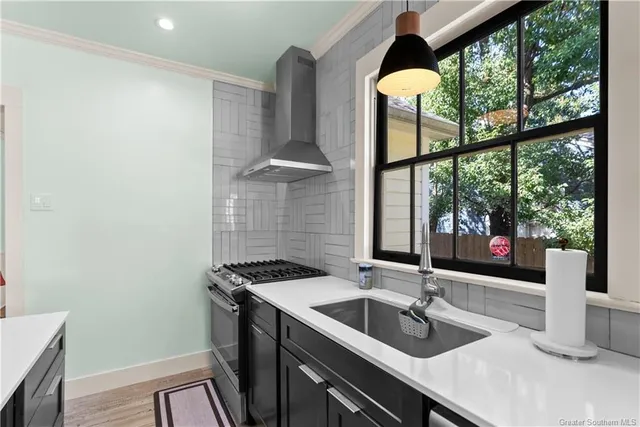 $320,000 | 515 Moss Street, Lake Charles, LA 70601