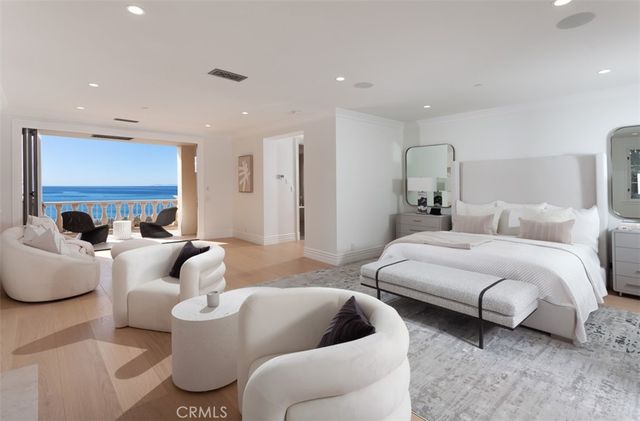 $17,800,000 | 38 Pelican Crest Drive, Newport Coast, CA 92657