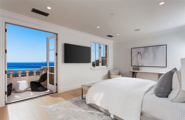 $17,800,000 | 38 Pelican Crest Drive, Newport Coast, CA 92657