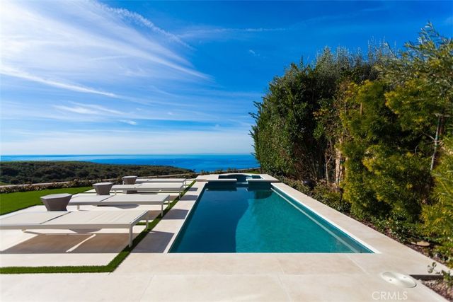 $17,800,000 | 38 Pelican Crest Drive, Newport Coast, CA 92657