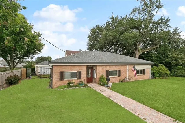 $374,000 | 147 Joy Street, River Ridge, LA 70123