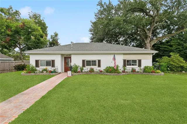 $374,000 | 147 Joy Street, River Ridge, LA 70123