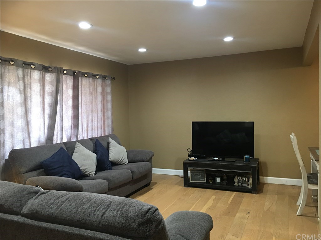 2147 Peck Road El Monte, CA 91733 - Photo 5 of 23