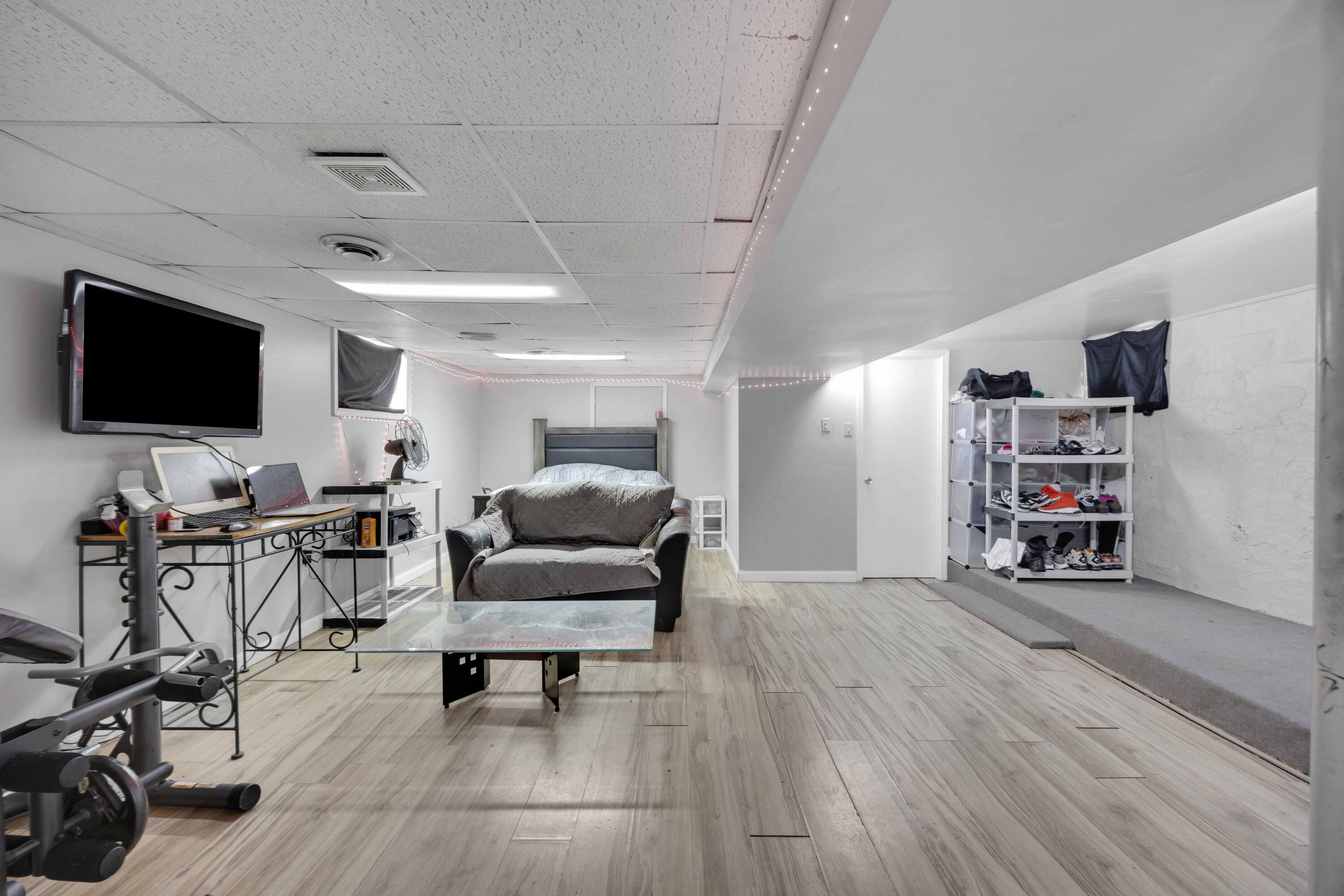 951 Wilcox Street Hammond, IN 46320 - Photo 17 of 18 3000x2000