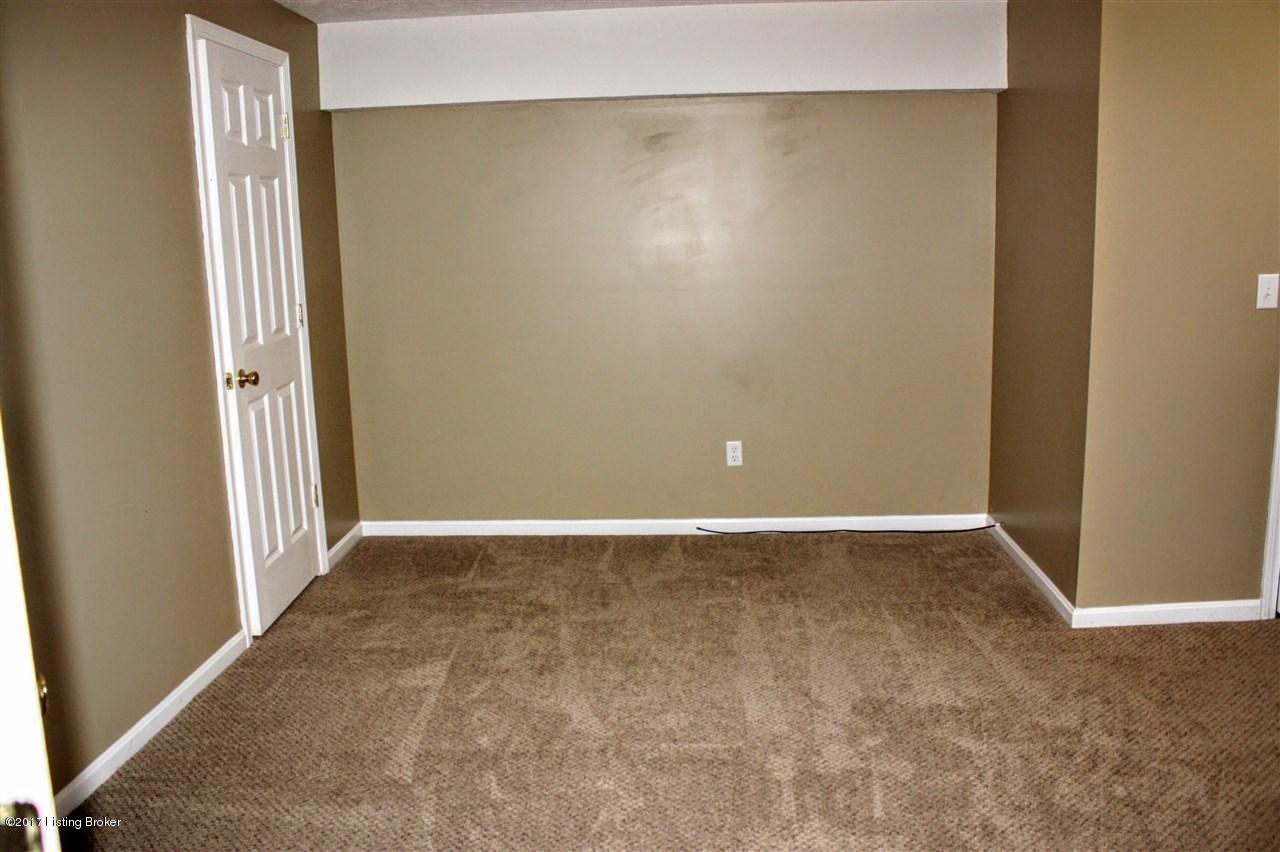 153 Ireland School Road Radcliff, KY 40160 - Photo 20 of 34 large-10038985-30